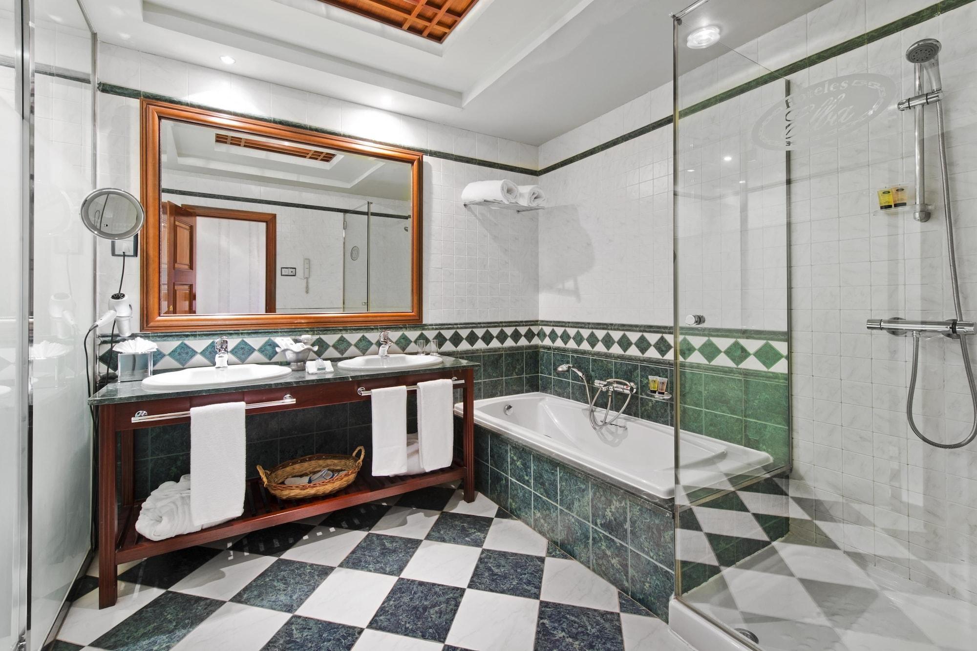 Elba Palace Golf Boutique Hotel - Adults Only Калета-де-Фусте Экстерьер фото