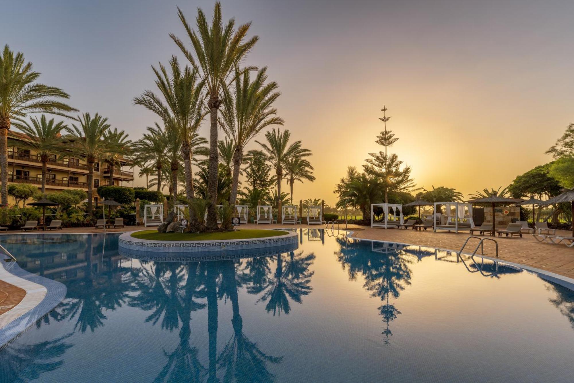 Elba Palace Golf Boutique Hotel - Adults Only Калета-де-Фусте Экстерьер фото