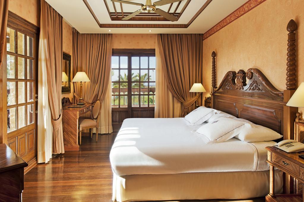 Elba Palace Golf Boutique Hotel - Adults Only Калета-де-Фусте Номер фото